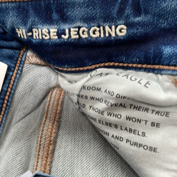 Women’s American Eagle Next Level Stretch Super Soft Hi-Rise Jegging - Picture 3 of 4